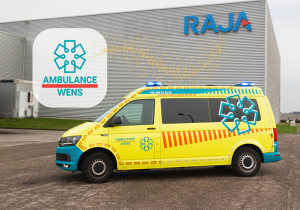 RAJA schenkt donatie aan Ambulance Wens vzw