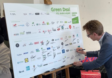 RAJA ondertekent de Green Deal!